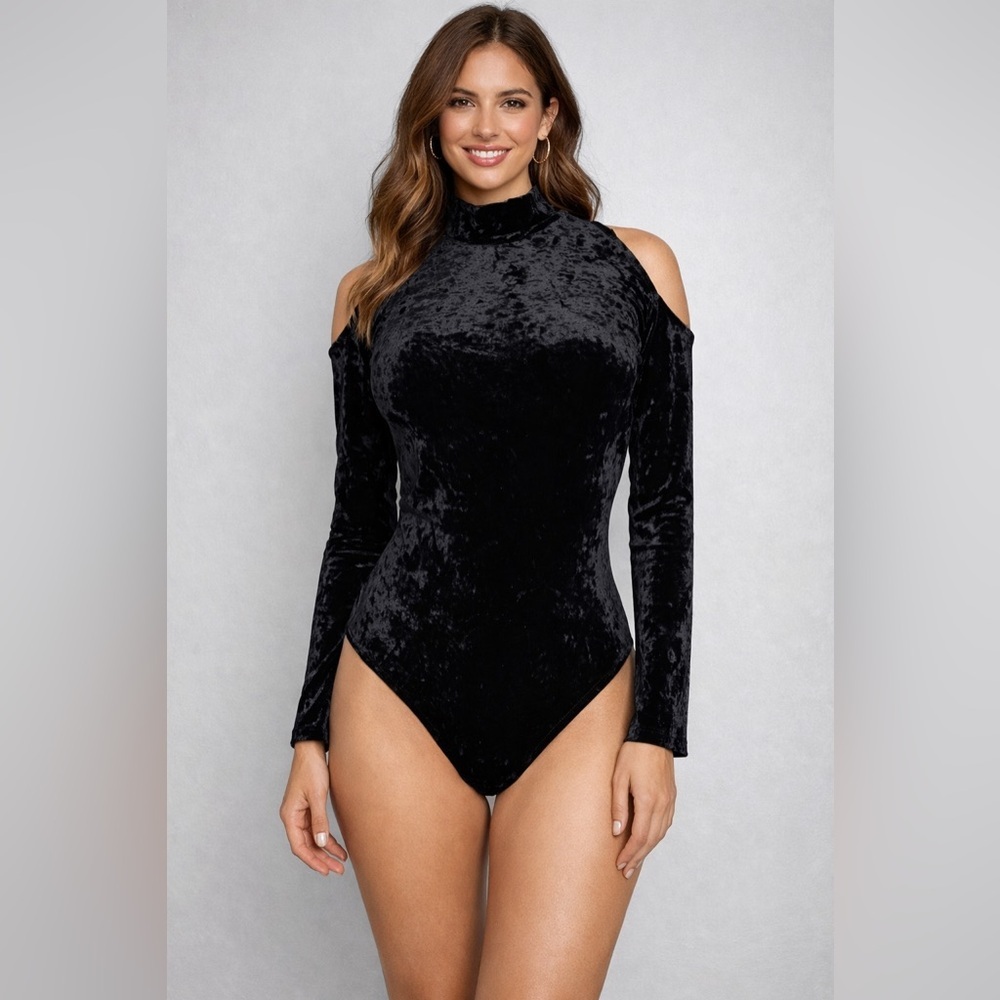 Vintage Cache black velvet asymmetrical bodysuit 90s Y2K Size medium